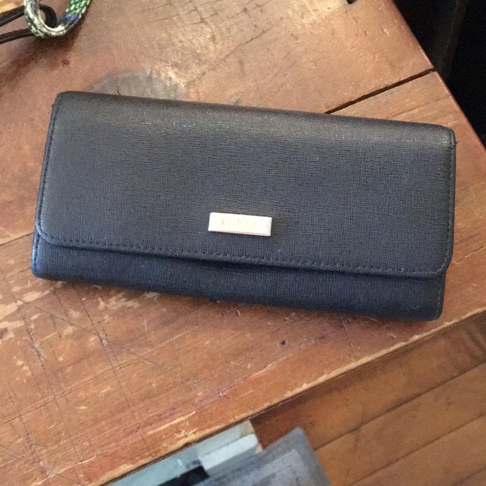 Furla black wallet